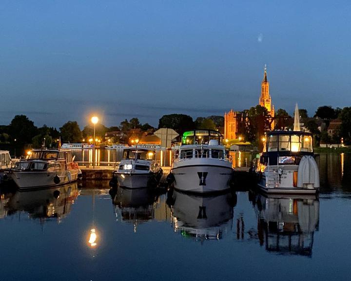 Restaurant Marina-Eldenburg